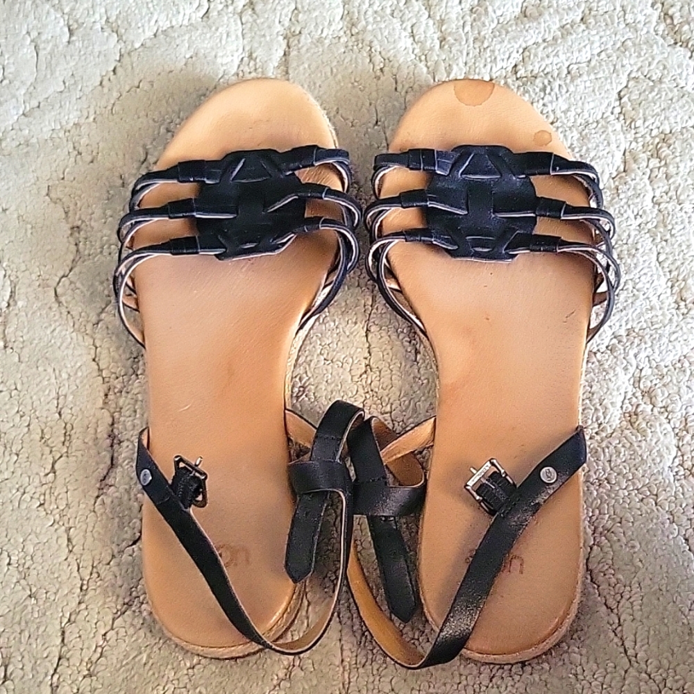 UGG SANDALS size 10